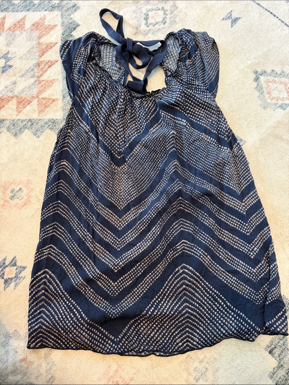 Gap Geometric Chevron Flowy Tank Top with Back Tie Detail
